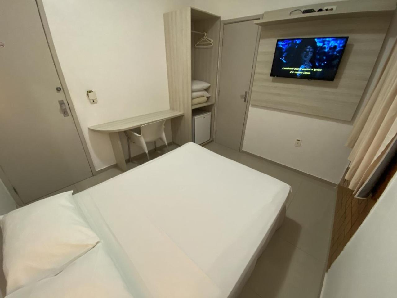 פורטאלזה Ideal Praia Hotel מראה חיצוני תמונה