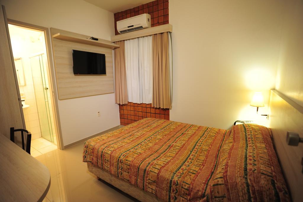 פורטאלזה Ideal Praia Hotel חדר תמונה
