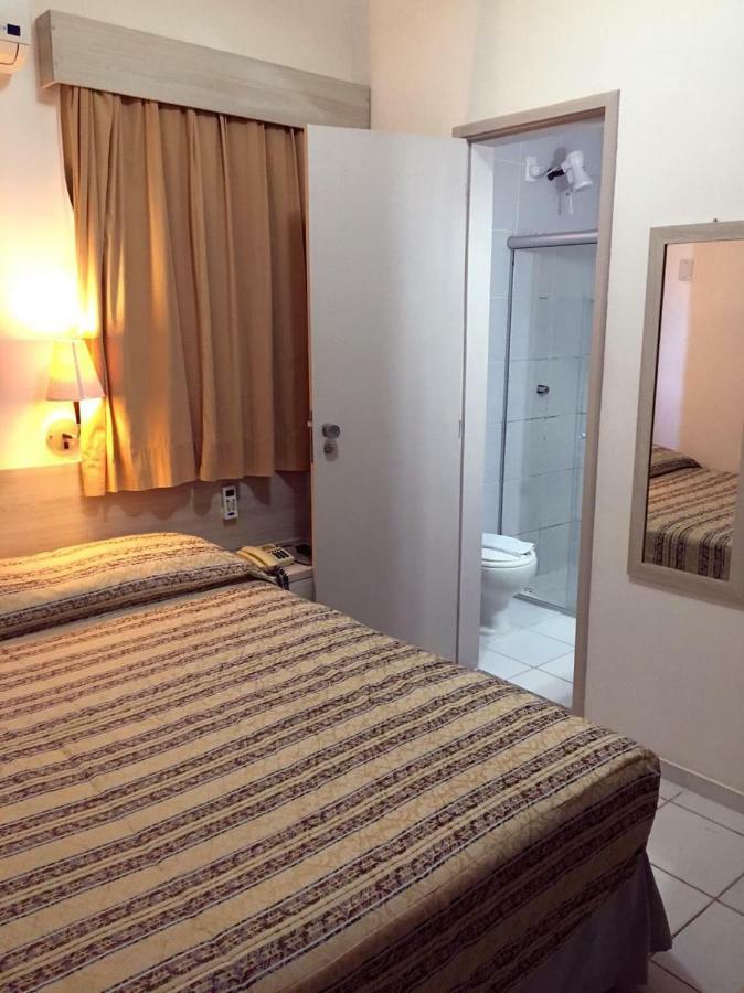 פורטאלזה Ideal Praia Hotel מראה חיצוני תמונה