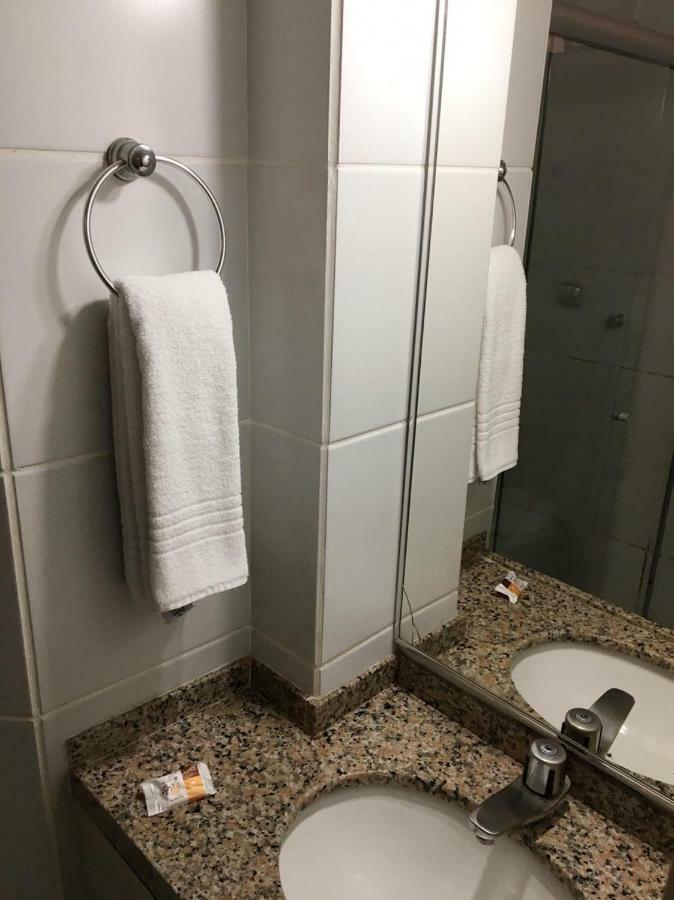 פורטאלזה Ideal Praia Hotel מראה חיצוני תמונה